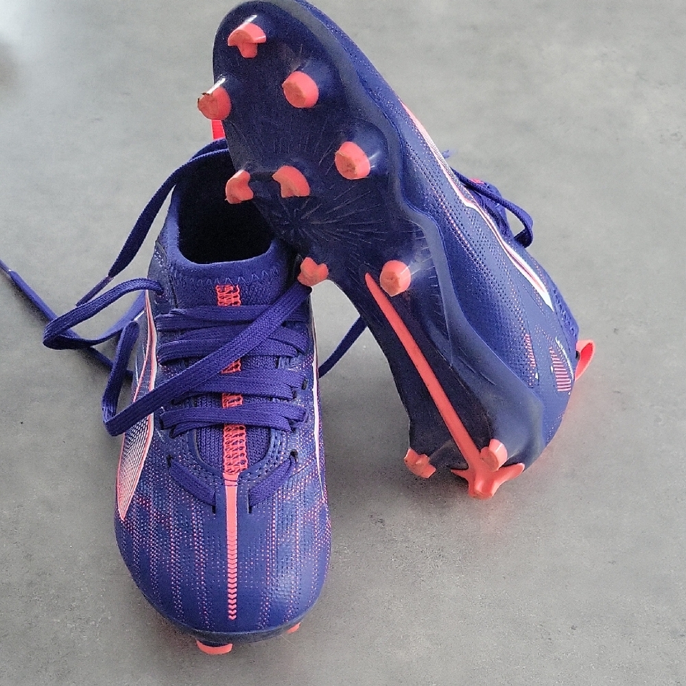 US 11 Soccer Shoes Puma Use Just 2 Times